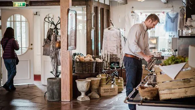 Margretetorps Gästgifvaregård Vejbystrand